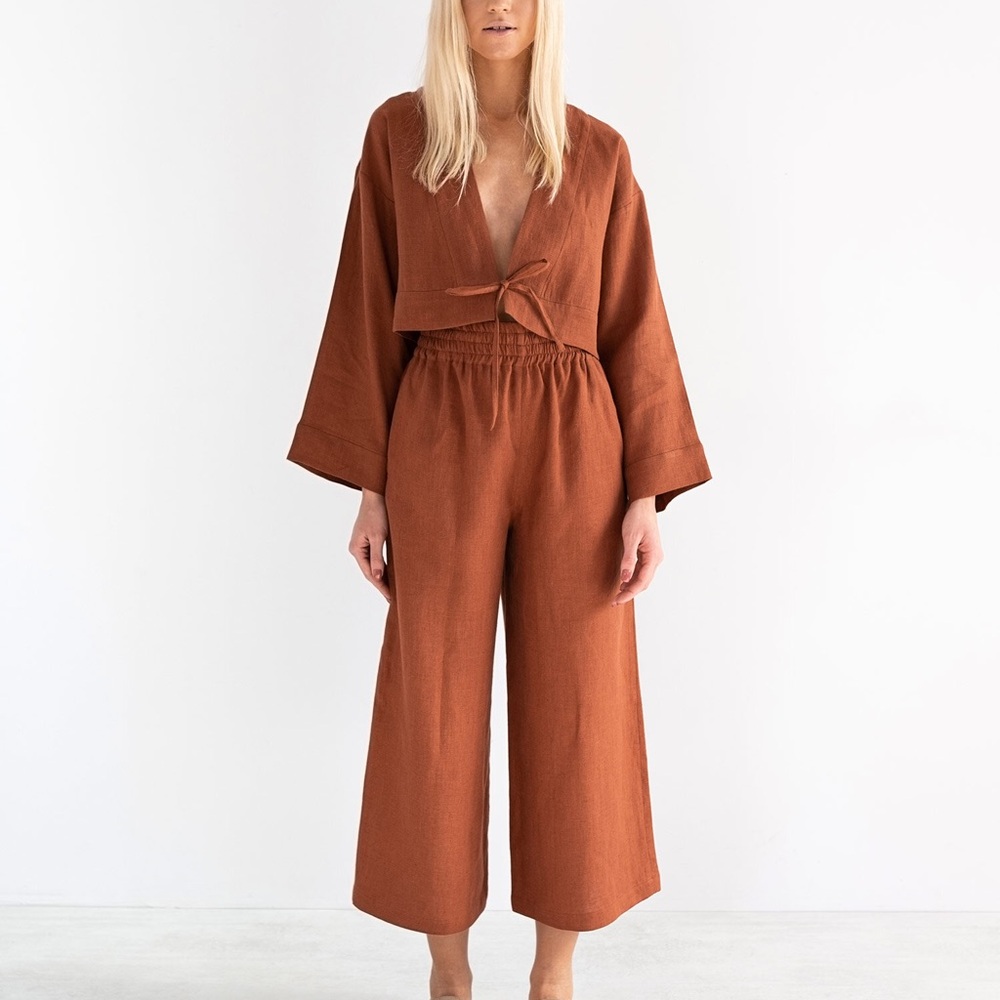 Love & Confuse Linen Tie Top